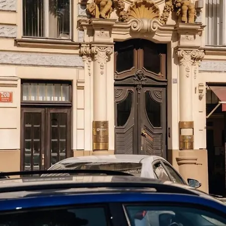 Heritage Haven Charming 3Br City Center Prague Exterior photo