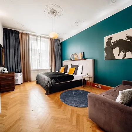 Heritage Haven Charming 3Br City Center Prague Exterior photo